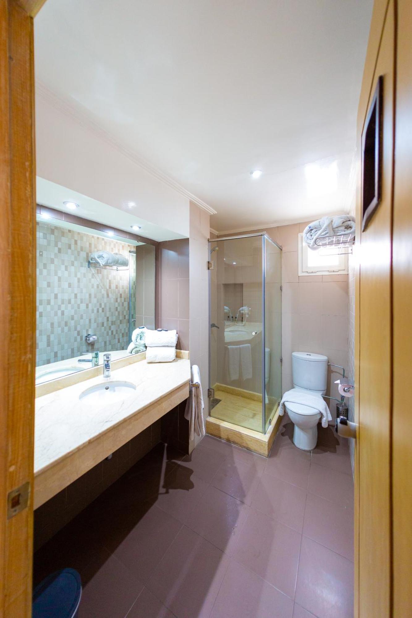 Malak Hotel ราบัต ภายนอก รูปภาพ