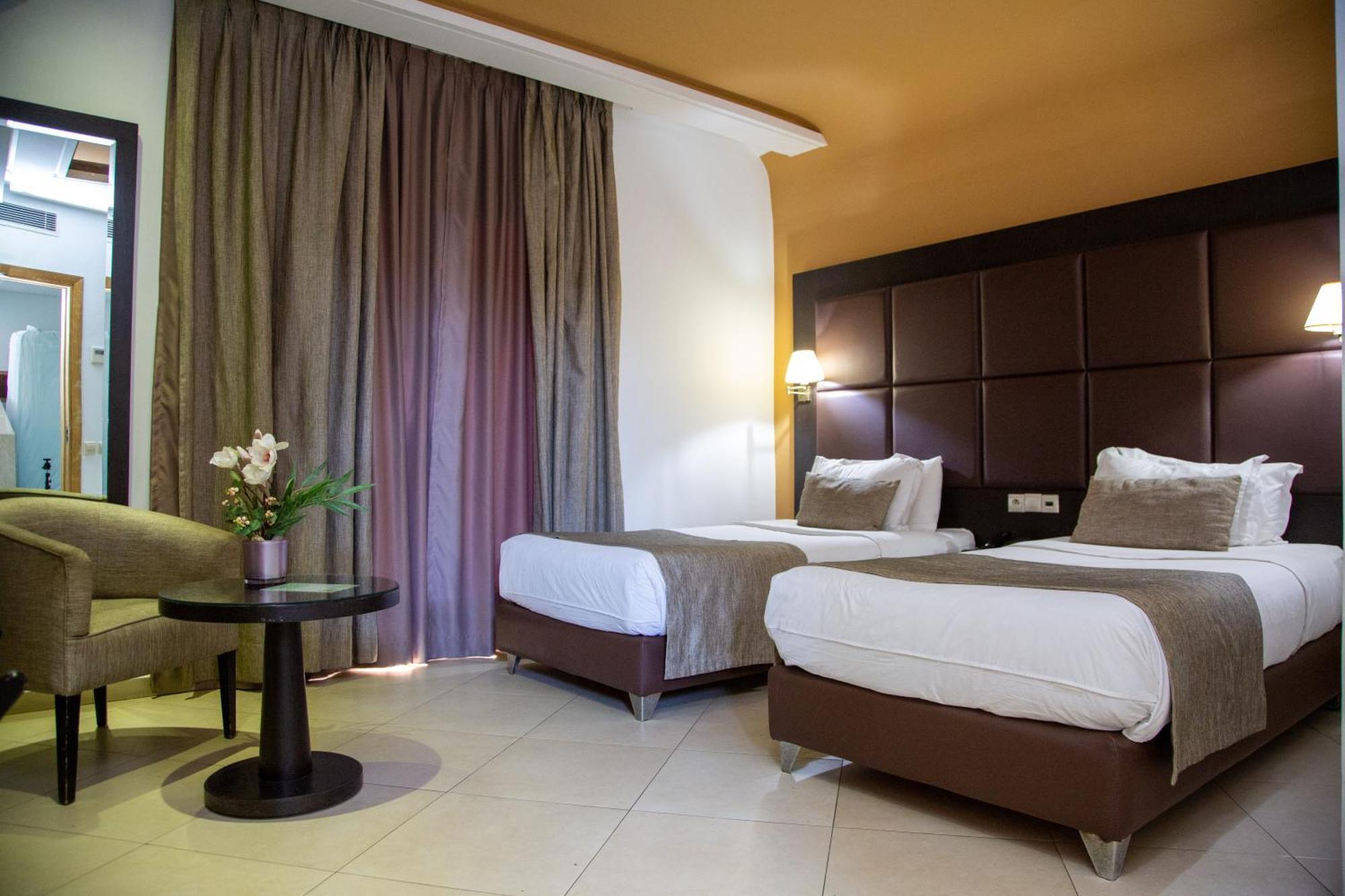 Malak Hotel ราบัต ภายนอก รูปภาพ